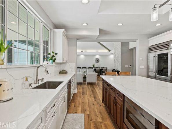 8944 Enfield, Northridge (los Angeles) CA 91325