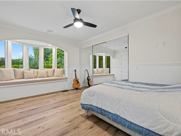 8944 Enfield, Northridge (los Angeles) CA 91325