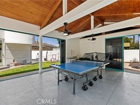 8944 Enfield, Northridge (los Angeles) CA 91325