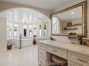 8944 Enfield, Northridge (los Angeles) CA 91325