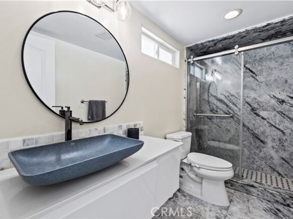 8944 Enfield, Northridge (los Angeles) CA 91325