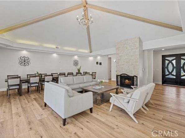 8944 Enfield, Northridge (los Angeles) CA 91325