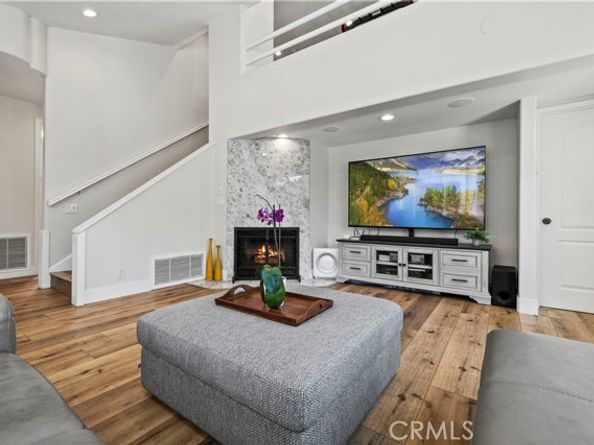 8944 Enfield, Northridge (los Angeles) CA 91325