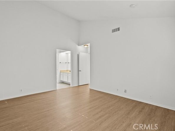 16255 Devonshire Street 31, Granada Hills (los Angeles) CA 91344