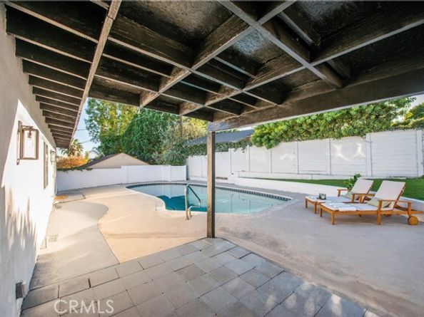 9355 Ruffner Avenue, Northridge (los Angeles) CA 91343