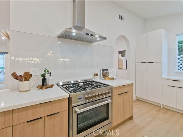 9355 Ruffner Avenue, Northridge (los Angeles) CA 91343