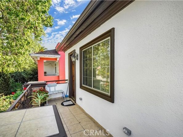 5666 Franklin Avenue, Los Angeles CA 90028