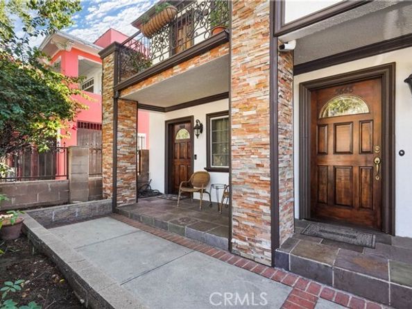 5666 Franklin Avenue, Los Angeles CA 90028