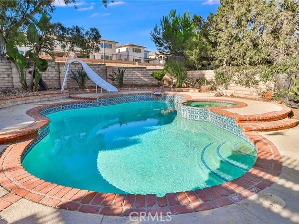20591 Celtic Street, Chatsworth (los Angeles) CA 91311