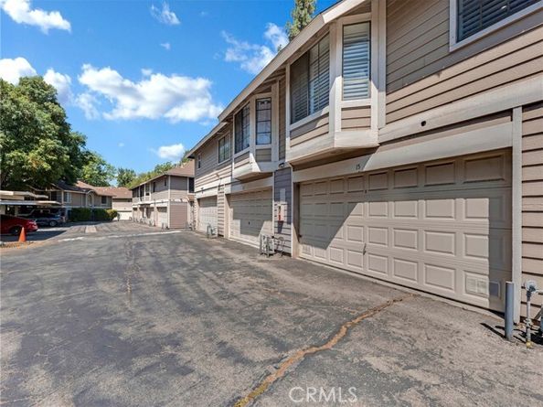 11350 Foothill Boulevard 15, Sylmar (los Angeles) CA 91342