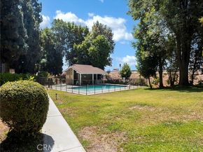 11350 Foothill Boulevard 15, Sylmar (los Angeles) CA 91342