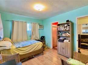 9428 Noble Avenue, North Hills (los Angeles) CA 91343
