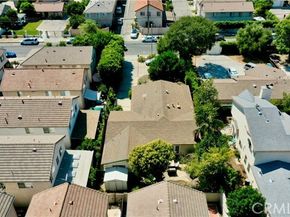 9428 Noble Avenue, North Hills (los Angeles) CA 91343
