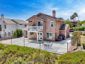 11930 Edgecliff Avenue, Sylmar (los Angeles) CA 91342