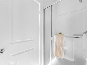 9423 N Sepulveda Blvd. 3, North Hills (los Angeles) CA 91343