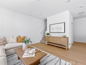 9423 N Sepulveda Blvd. 3, North Hills (los Angeles) CA 91343