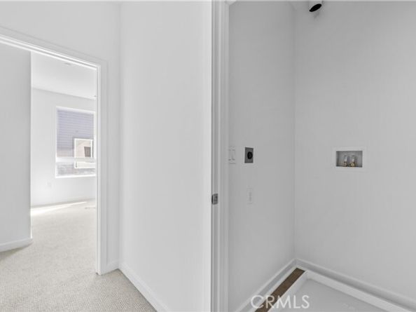 9423 N Sepulveda Blvd. 3, North Hills (los Angeles) CA 91343