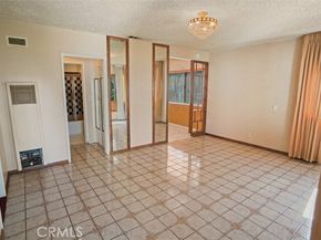 13046 Kelowna, Pacoima (los Angeles) CA 91331