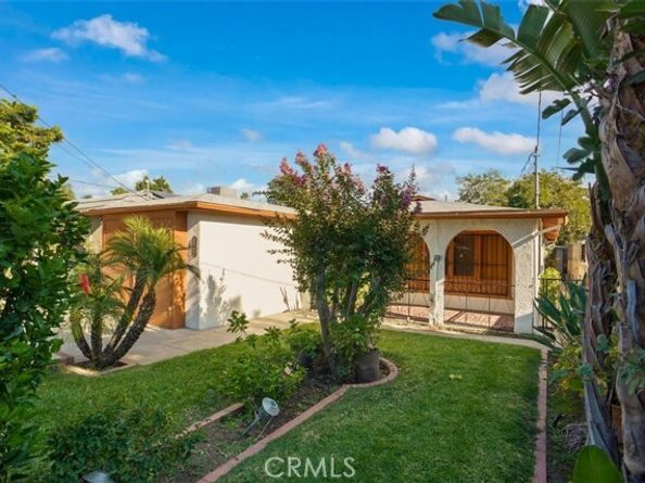 13046 Kelowna, Pacoima (los Angeles) CA 91331