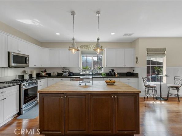 20150 Hemmingway Street, Winnetka (los Angeles) CA 91306