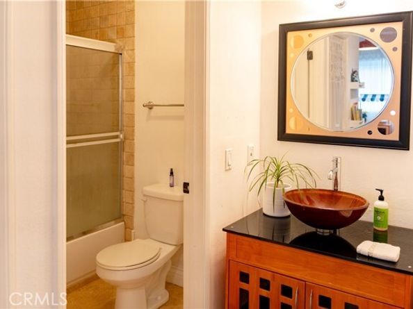 4128 Whitsett 101, Studio City (los Angeles) CA 91604