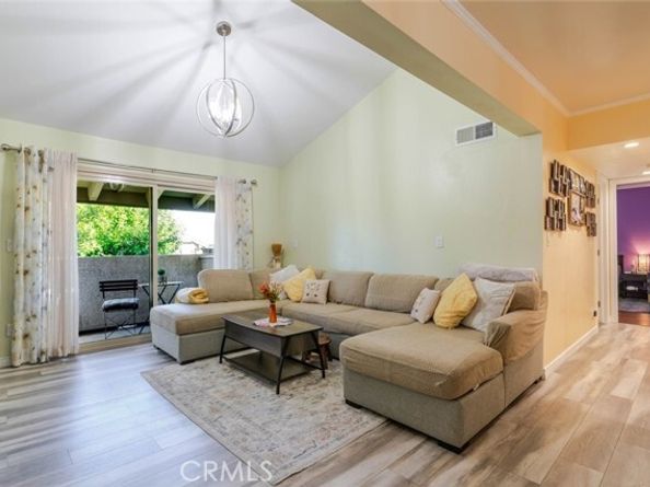 10636 Woodley Avenue 54, Granada Hills (los Angeles) CA 91344