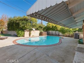 22727 Collins, Woodland Hills (los Angeles) CA 91367