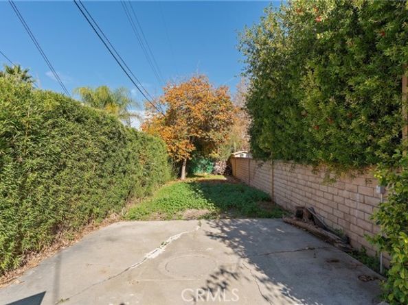 22727 Collins, Woodland Hills (los Angeles) CA 91367