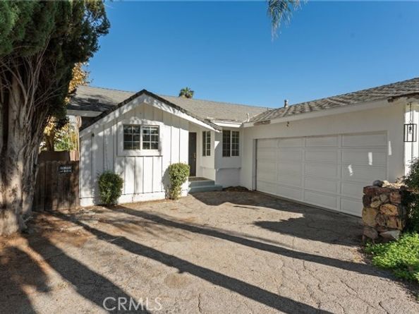 22727 Collins, Woodland Hills (los Angeles) CA 91367