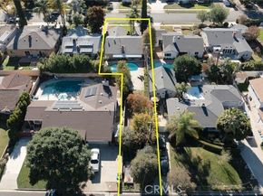 22727 Collins, Woodland Hills (los Angeles) CA 91367