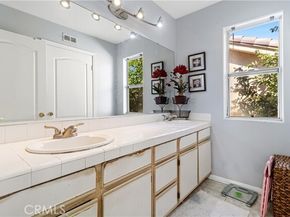 9400 Burnet 117, North Hills (los Angeles) CA 91343