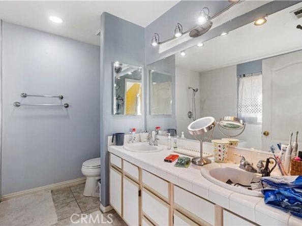 9400 Burnet 117, North Hills (los Angeles) CA 91343