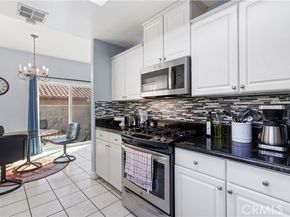 9400 Burnet 117, North Hills (los Angeles) CA 91343