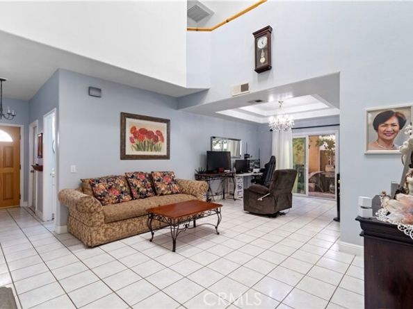 9400 Burnet 117, North Hills (los Angeles) CA 91343