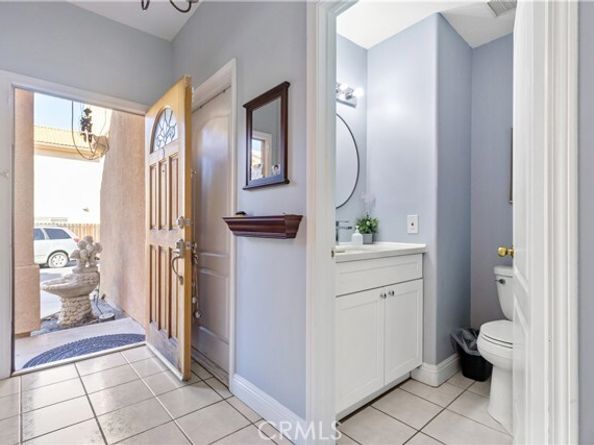 9400 Burnet 117, North Hills (los Angeles) CA 91343