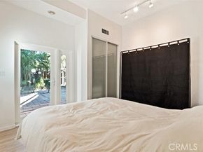 22037 Ybarra, Woodland Hills (los Angeles) CA 91364