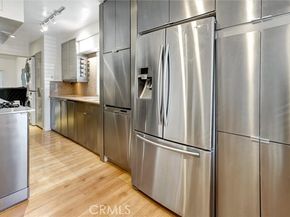 22037 Ybarra, Woodland Hills (los Angeles) CA 91364