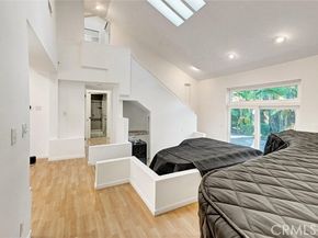 22037 Ybarra, Woodland Hills (los Angeles) CA 91364