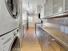 22037 Ybarra, Woodland Hills (los Angeles) CA 91364