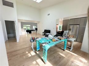 22037 Ybarra, Woodland Hills (los Angeles) CA 91364