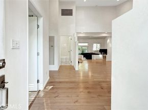 22037 Ybarra, Woodland Hills (los Angeles) CA 91364