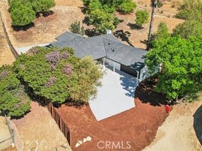 11060 Vanda Way, Burbank CA 91352