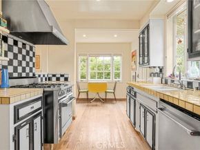5223 Alhama Drive, Woodland Hills (los Angeles) CA 91364