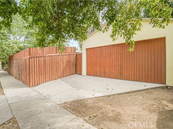 5223 Alhama Drive, Woodland Hills (los Angeles) CA 91364