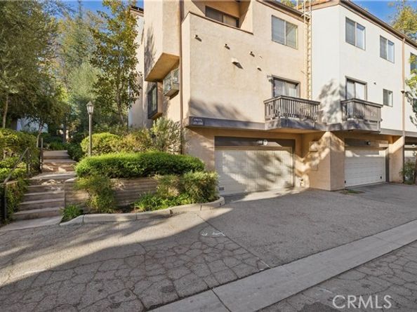 21900 Marylee 281, Woodland Hills (los Angeles) CA 91367