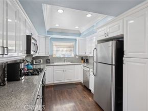 21900 Marylee 281, Woodland Hills (los Angeles) CA 91367