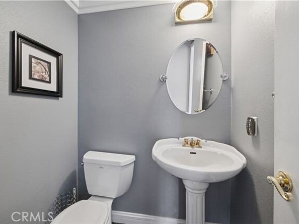 21900 Marylee 281, Woodland Hills (los Angeles) CA 91367