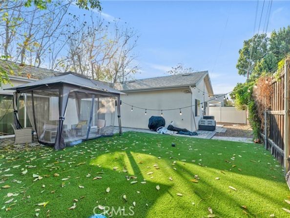 6118 Ethel Avenue, Los Angeles CA 91401