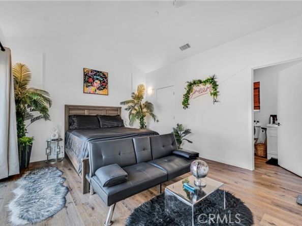 6118 Ethel Avenue, Los Angeles CA 91401