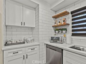 5640 Etiwanda Avenue 1, Tarzana (los Angeles) CA 91356